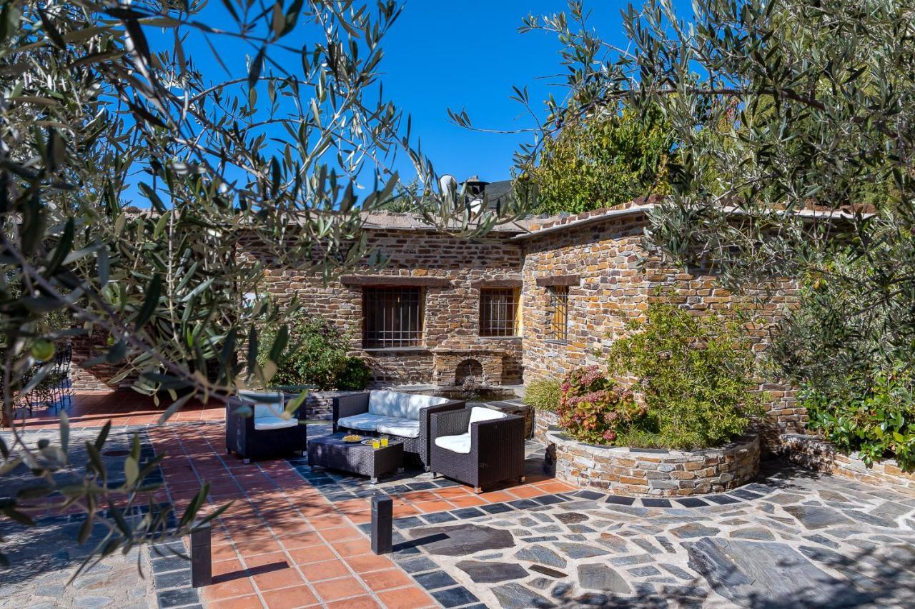 Villa Cortijo La Loma De La Alpujarra Pitres Exterior foto